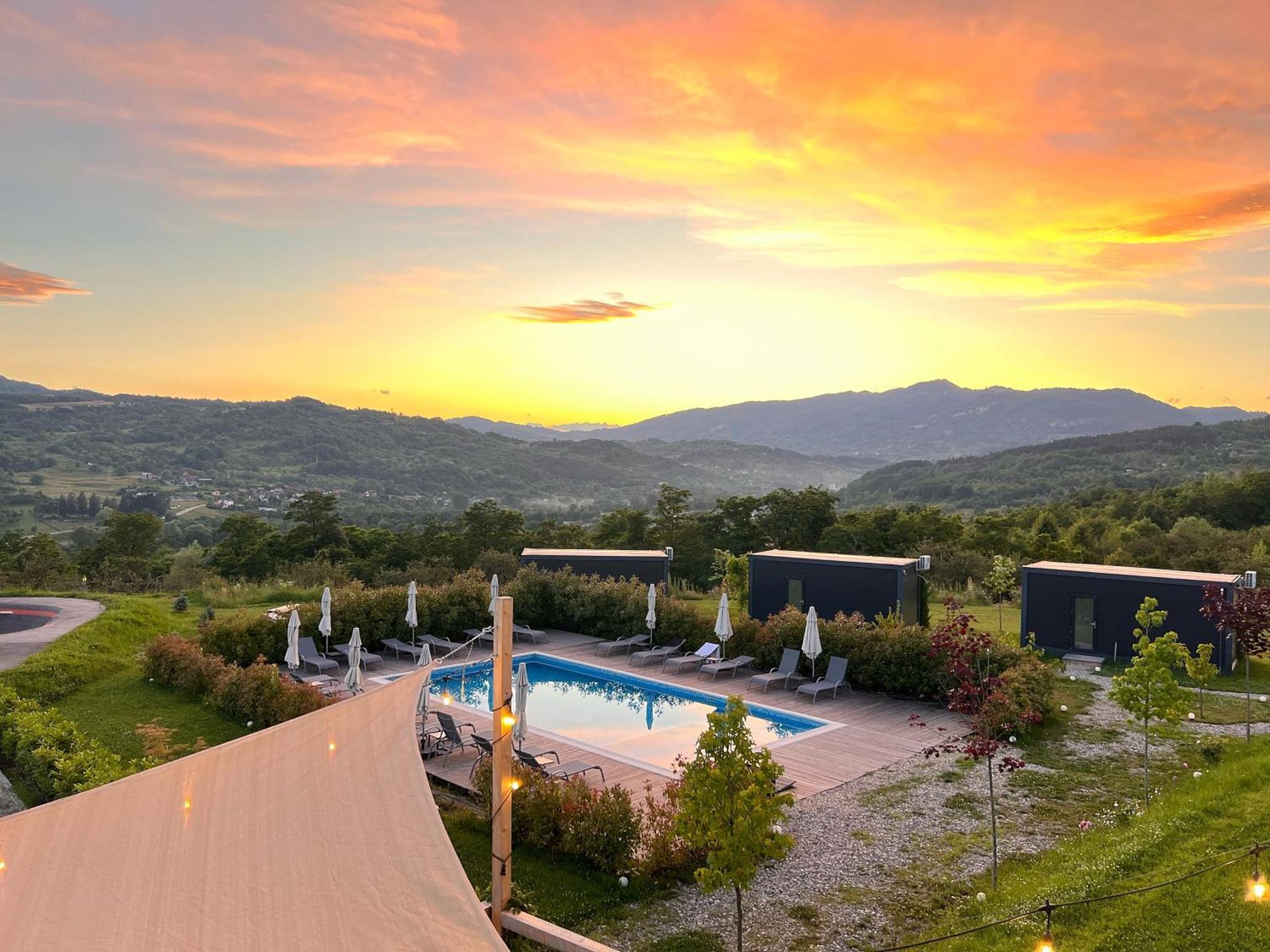 فندق Flandra Glamping كوربين المظهر الخارجي الصورة