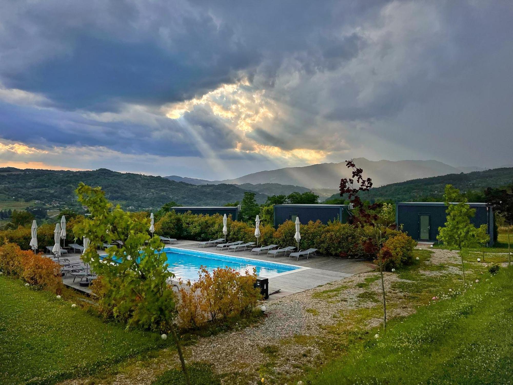 فندق Flandra Glamping كوربين المظهر الخارجي الصورة